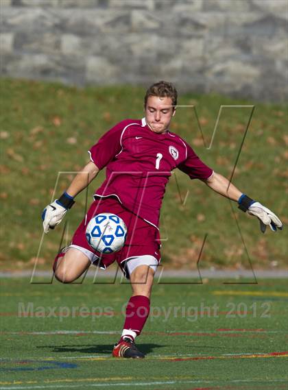 Thumbnail 1 in Elwood-Glenn vs. East Hampton (Suffolk Class A Final) photogallery.