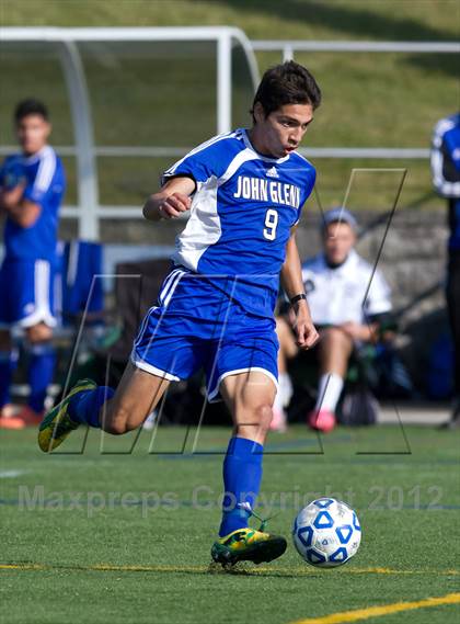 Thumbnail 2 in Elwood-Glenn vs. East Hampton (Suffolk Class A Final) photogallery.