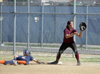 Thumbnail 2 in Alemany vs. Chatsworth (Valley Classic) photogallery.