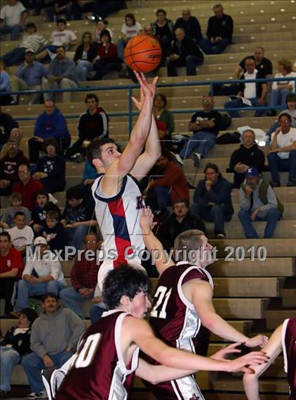 Thumbnail 3 in Cranberry Area vs. Kane (PIAA District 9 AA Semifinal) photogallery.