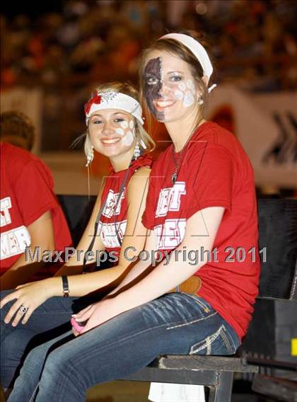 Thumbnail 2 in Liberty-Eylau @ Gilmer photogallery.