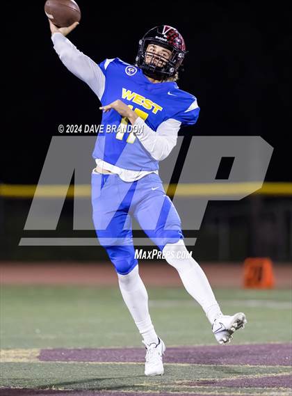 Thumbnail 1 in LA Rams NFF Coastal Valley Senior All-Star Game photogallery.