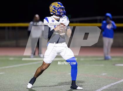 Thumbnail 2 in LA Rams NFF Coastal Valley Senior All-Star Game photogallery.