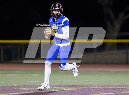 Thumbnail 2 in LA Rams NFF Coastal Valley Senior All-Star Game photogallery.