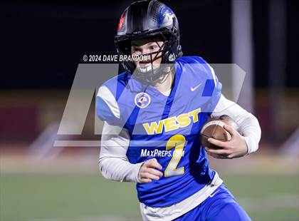Thumbnail 3 in LA Rams NFF Coastal Valley Senior All-Star Game photogallery.