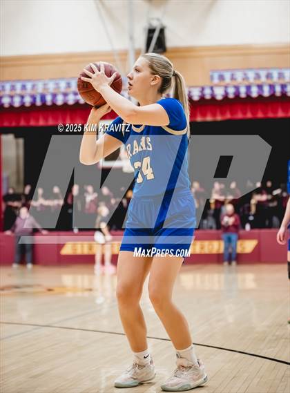 Thumbnail 3 in Riverton @ Girard (KSHSAA 3A Sub-State Round 2) photogallery.