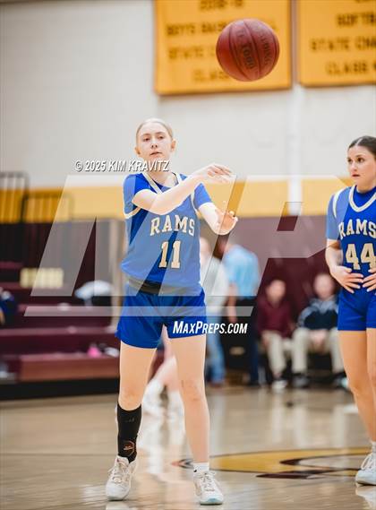 Thumbnail 2 in Riverton @ Girard (KSHSAA 3A Sub-State Round 2) photogallery.