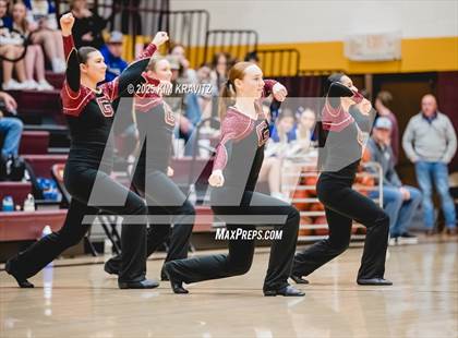 Thumbnail 2 in Riverton @ Girard (KSHSAA 3A Sub-State Round 2) photogallery.