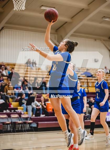 Thumbnail 1 in Riverton @ Girard (KSHSAA 3A Sub-State Round 2) photogallery.