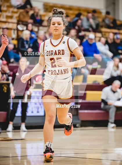 Thumbnail 1 in Riverton @ Girard (KSHSAA 3A Sub-State Round 2) photogallery.