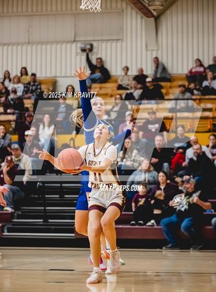 Thumbnail 1 in Riverton @ Girard (KSHSAA 3A Sub-State Round 2) photogallery.
