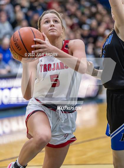 Thumbnail 3 in Franklin Community vs. East Central (IHSAA 4A Regional semifinal playoff) photogallery.