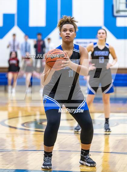 Thumbnail 1 in Franklin Community vs. East Central (IHSAA 4A Regional semifinal playoff) photogallery.