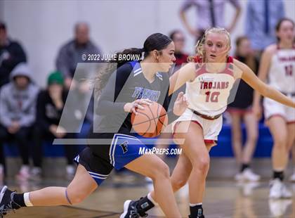 Thumbnail 1 in Franklin Community vs. East Central (IHSAA 4A Regional semifinal playoff) photogallery.