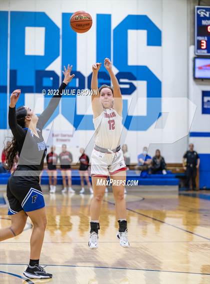 Thumbnail 3 in Franklin Community vs. East Central (IHSAA 4A Regional semifinal playoff) photogallery.