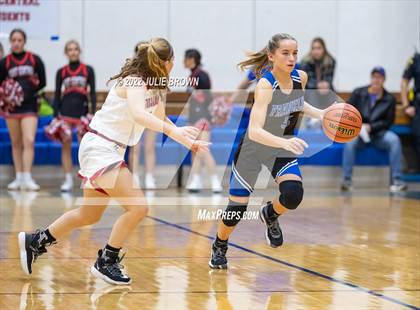 Thumbnail 2 in Franklin Community vs. East Central (IHSAA 4A Regional semifinal playoff) photogallery.