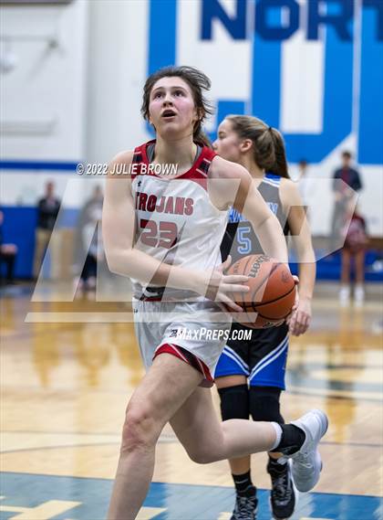 Thumbnail 3 in Franklin Community vs. East Central (IHSAA 4A Regional semifinal playoff) photogallery.