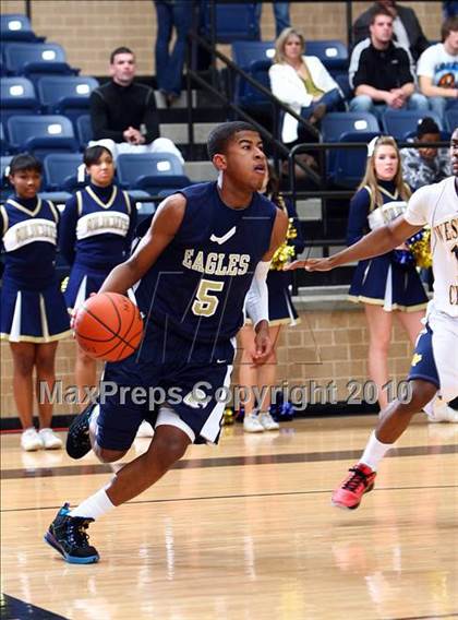 Thumbnail 1 in Westbury Christian vs Second Baptist (TAPPS 4A Final) photogallery.