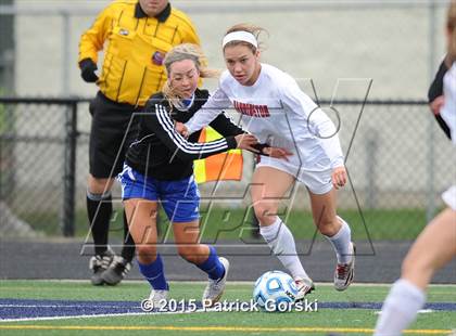 Thumbnail 1 in Lake Zurich vs Barrington (IHSA Class 3A Sectional) photogallery.