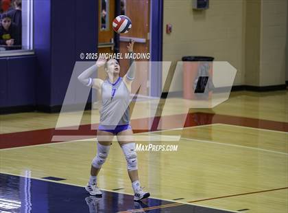 Thumbnail 1 in Hardin-Jefferson vs Buna (Hardin-Jefferson Tournament) photogallery.