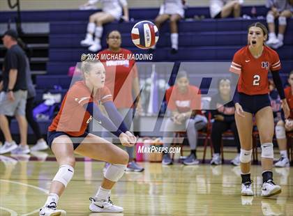 Thumbnail 1 in Hardin-Jefferson vs Buna (Hardin-Jefferson Tournament) photogallery.