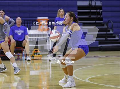 Thumbnail 2 in Hardin-Jefferson vs Buna (Hardin-Jefferson Tournament) photogallery.