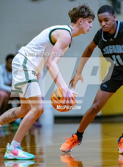 Thumbnail 1 in Overhills @ Westover photogallery.