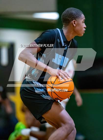 Thumbnail 3 in Overhills @ Westover photogallery.
