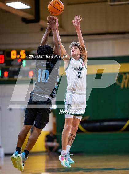 Thumbnail 2 in Overhills @ Westover photogallery.