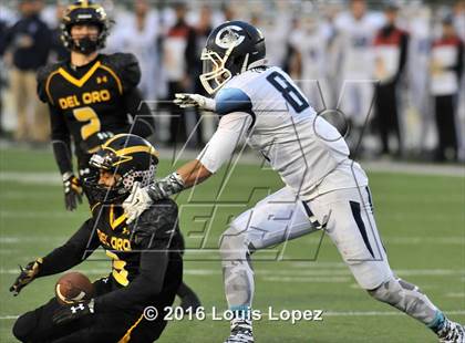 Thumbnail 1 in Del Oro vs. Camarillo (CIF State Division 2-AA Final) photogallery.