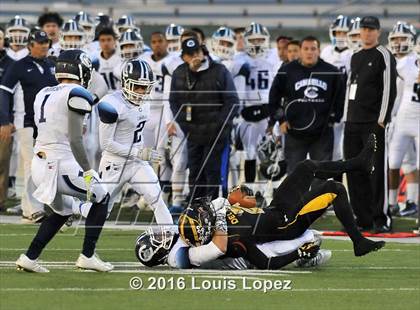 Thumbnail 2 in Del Oro vs. Camarillo (CIF State Division 2-AA Final) photogallery.