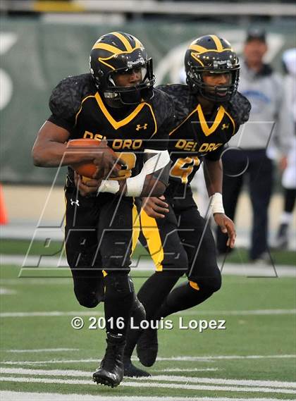 Thumbnail 3 in Del Oro vs. Camarillo (CIF State Division 2-AA Final) photogallery.