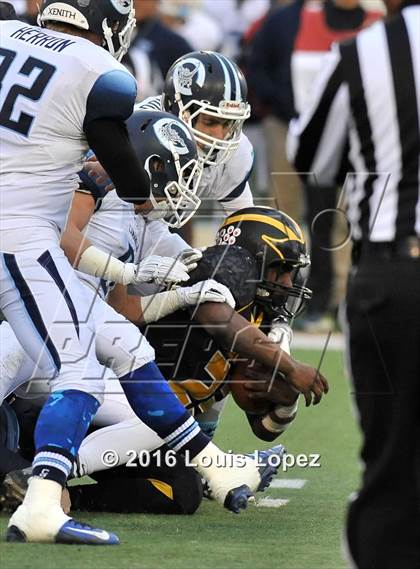 Thumbnail 1 in Del Oro vs. Camarillo (CIF State Division 2-AA Final) photogallery.