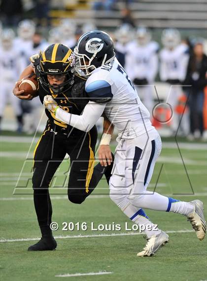 Thumbnail 3 in Del Oro vs. Camarillo (CIF State Division 2-AA Final) photogallery.