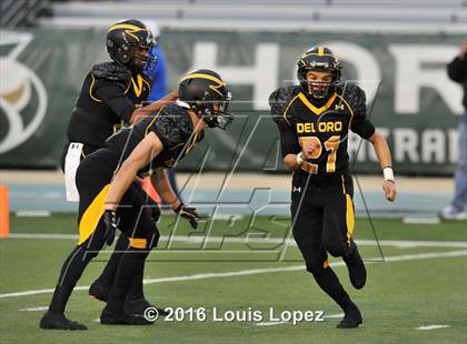 Thumbnail 3 in Del Oro vs. Camarillo (CIF State Division 2-AA Final) photogallery.