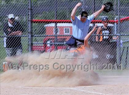 Thumbnail 3 in  Smethport vs Clarion Area (PIAA District 9 Class A Final) photogallery.