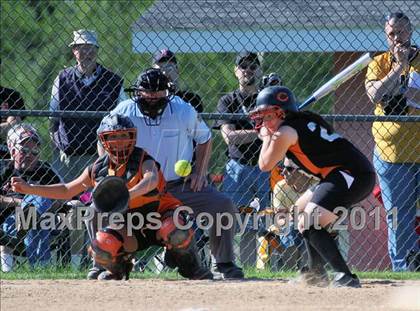 Thumbnail 3 in  Smethport vs Clarion Area (PIAA District 9 Class A Final) photogallery.