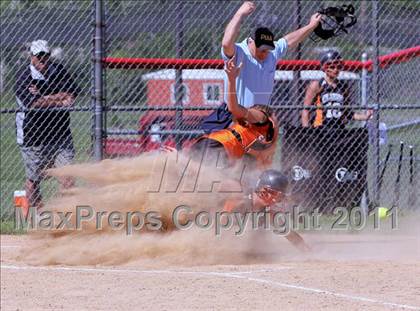 Thumbnail 2 in  Smethport vs Clarion Area (PIAA District 9 Class A Final) photogallery.
