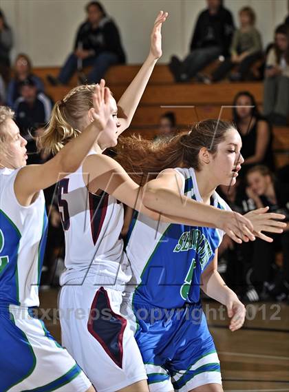 Thumbnail 3 in Pacifica Christian vs. St. Margaret's (MaxPreps Holiday Classic) photogallery.