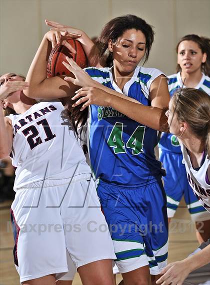 Thumbnail 3 in Pacifica Christian vs. St. Margaret's (MaxPreps Holiday Classic) photogallery.