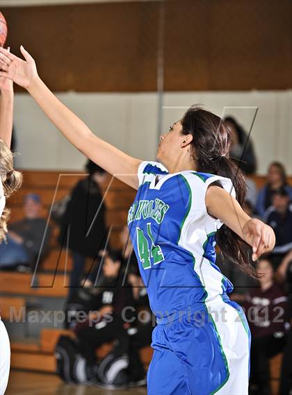 Thumbnail 2 in Pacifica Christian vs. St. Margaret's (MaxPreps Holiday Classic) photogallery.