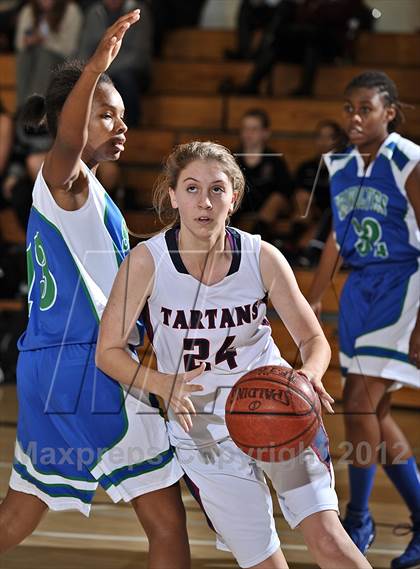 Thumbnail 1 in Pacifica Christian vs. St. Margaret's (MaxPreps Holiday Classic) photogallery.