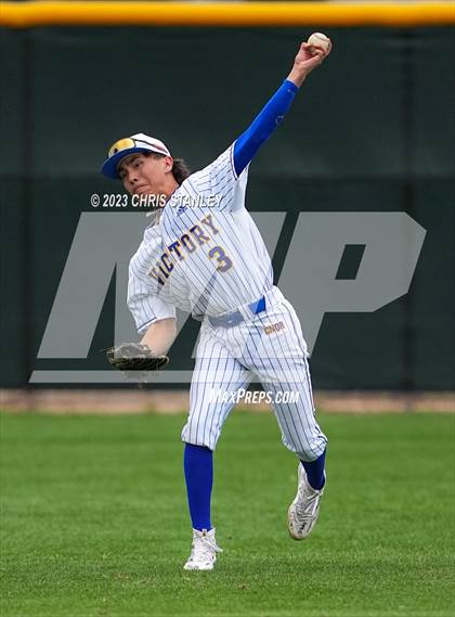 Thumbnail 2 in Verrado vs. Victory Christian(Best of the West Tournament) photogallery.