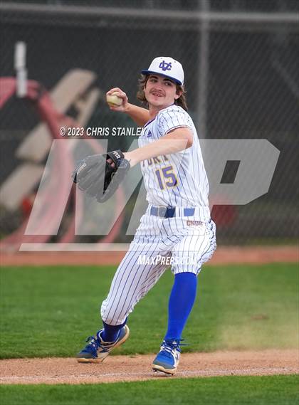 Thumbnail 2 in Verrado vs. Victory Christian(Best of the West Tournament) photogallery.