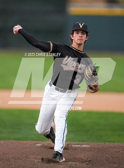 Thumbnail 3 in Verrado vs. Victory Christian(Best of the West Tournament) photogallery.