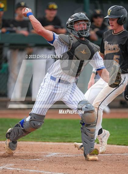 Thumbnail 2 in Verrado vs. Victory Christian(Best of the West Tournament) photogallery.