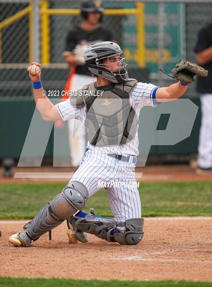 Thumbnail 3 in Verrado vs. Victory Christian(Best of the West Tournament) photogallery.