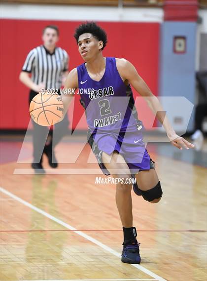Thumbnail 3 in Cesar Chavez vs. Dobson (Phoenix Union High Classic) photogallery.