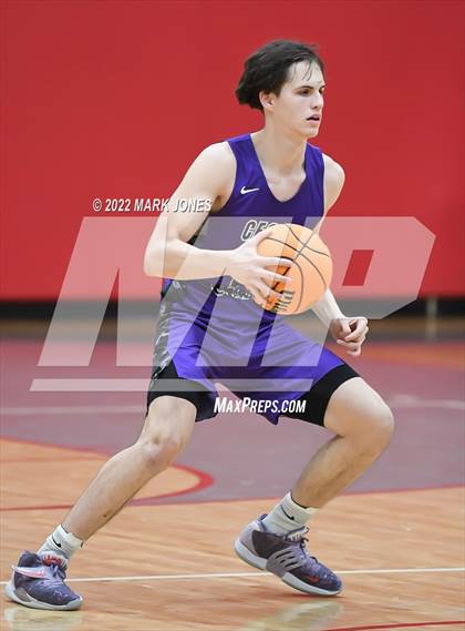 Thumbnail 1 in Cesar Chavez vs. Dobson (Phoenix Union High Classic) photogallery.
