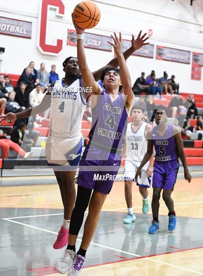 Thumbnail 2 in Cesar Chavez vs. Dobson (Phoenix Union High Classic) photogallery.